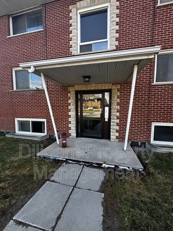 Photo - 164 Westmount St