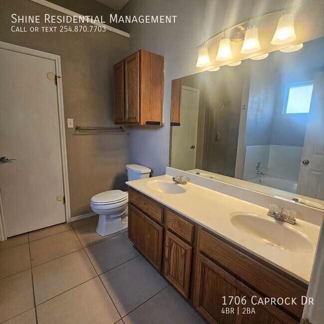 Photo - 1706 Caprock Dr