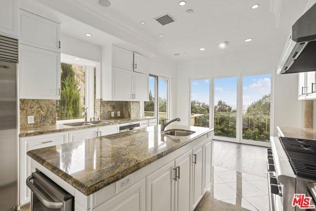 Photo - 1693 Marmont Ave