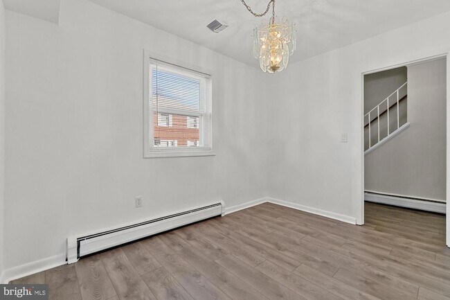 Photo - 12814 Epping Terrace