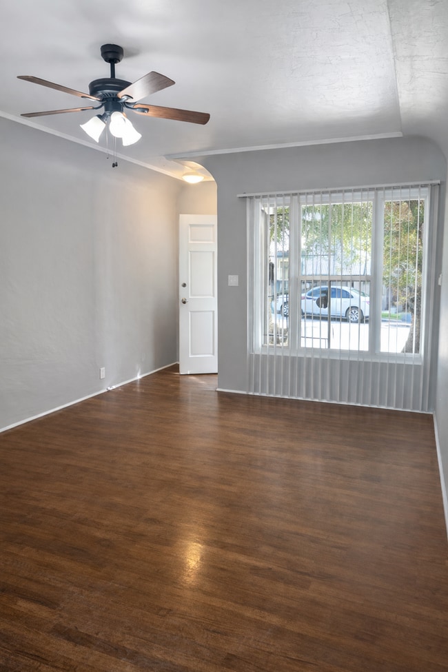 Photo - Florida Street