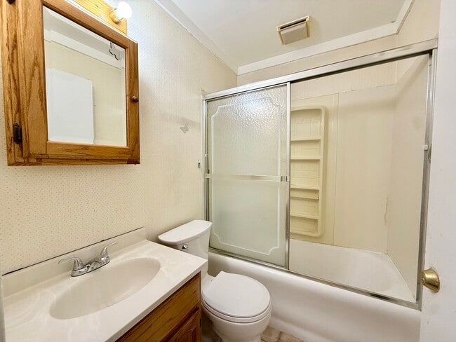 Photo - 436 W Cook St Unit 436 1/2 W. Cook Street