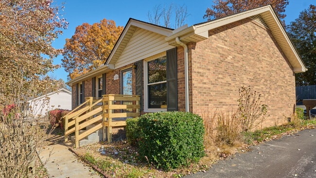 Photo - For Rent: 3BR, 1 1/2BA house (Please speak with us before applying.)