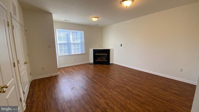 Building Photo - 8485 Charmed Days Rental