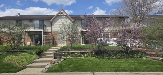 Photo - 5586 Guilford Rd Unit 2