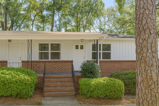 Photo - 1857 Ivy Ln Unit 1857-B