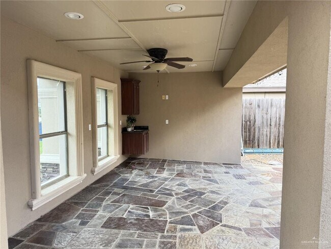 Photo - 20 Ricco St