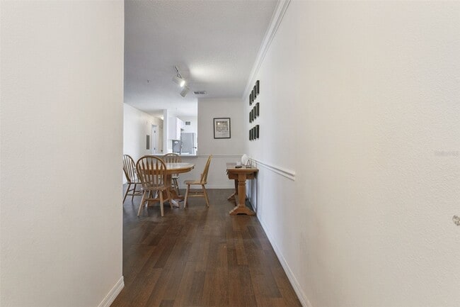 Photo - 1950 Summer Club Dr Unidad #214