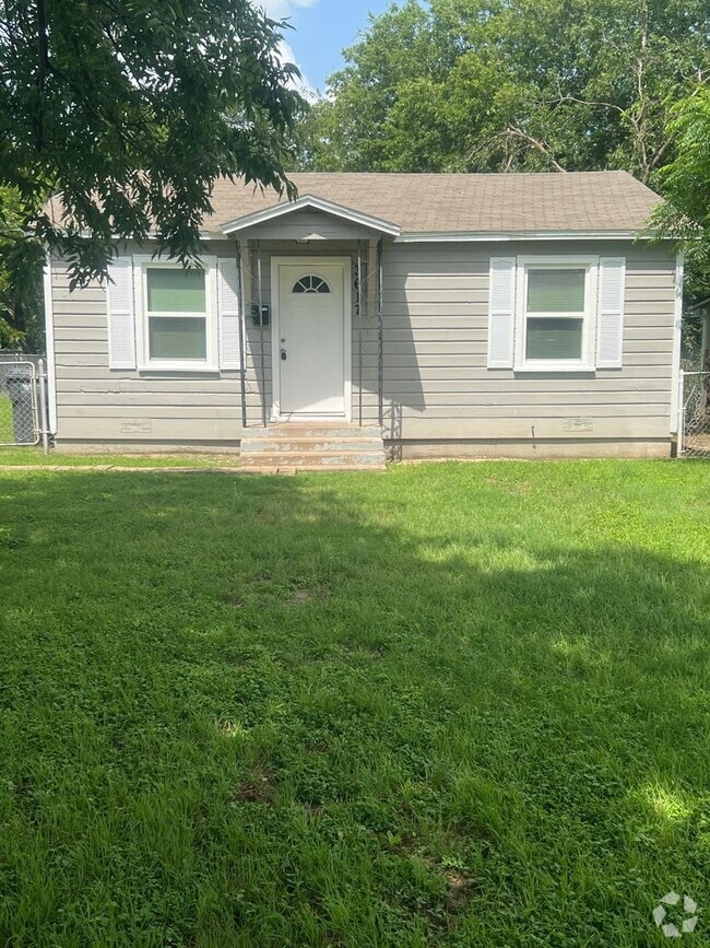 Building Photo - 3617 N 21st St Rental