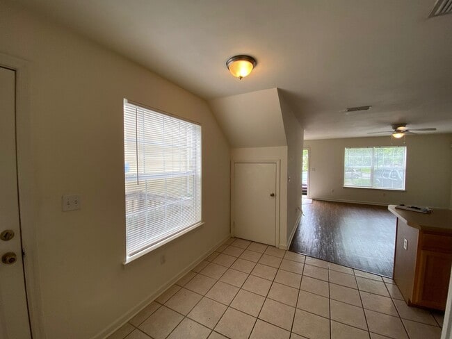 Photo - The Cove - 1081 Unit 1081-2
