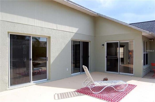 Building Photo - 2832 Oak Shore Rd