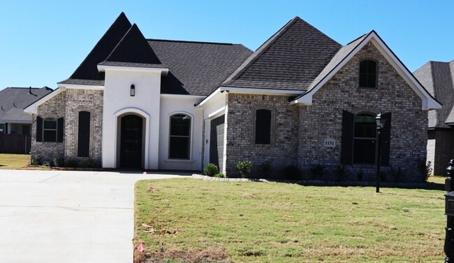 Building Photo - 1151 Green Wood Cir