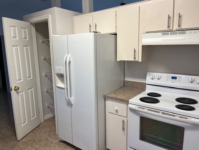 Photo - 4/2 home in Silver Spring Shores