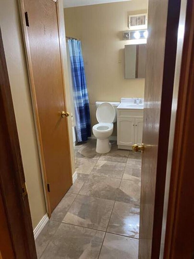 Photo - 1007-1009 41st Ave Unit 1009