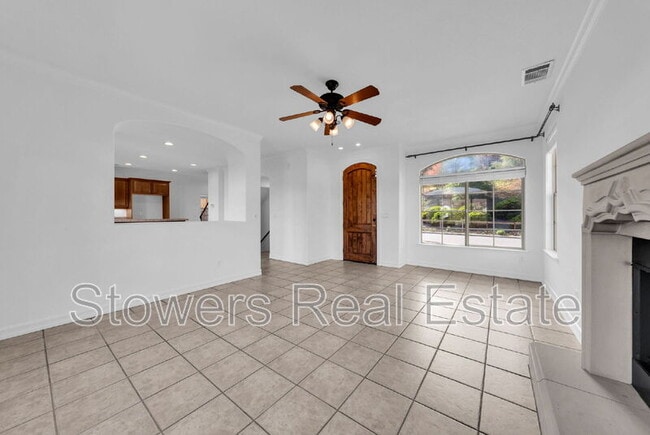 Photo - 6044 Claret Ct