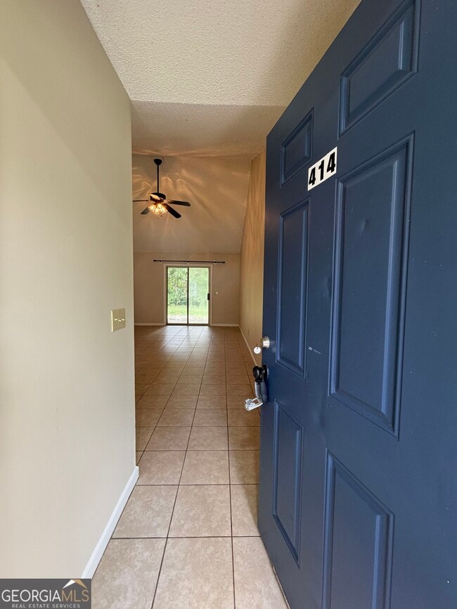 414 Admiral's Walk Dr