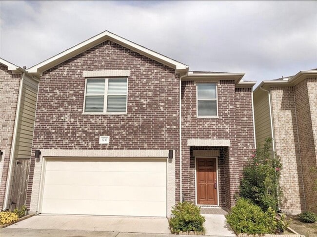 Building Photo - 3730 Main Poplar Dr