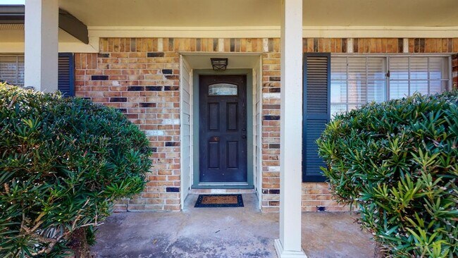 Photo - 11807 Monticeto Ln