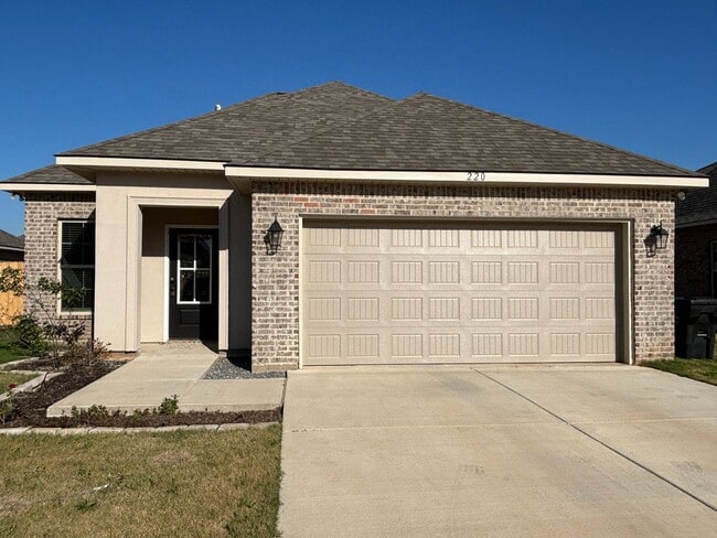 Building Photo - GATED COMMUNITY OF WILLOW HEIGHTS IN NORTH BOSSIER