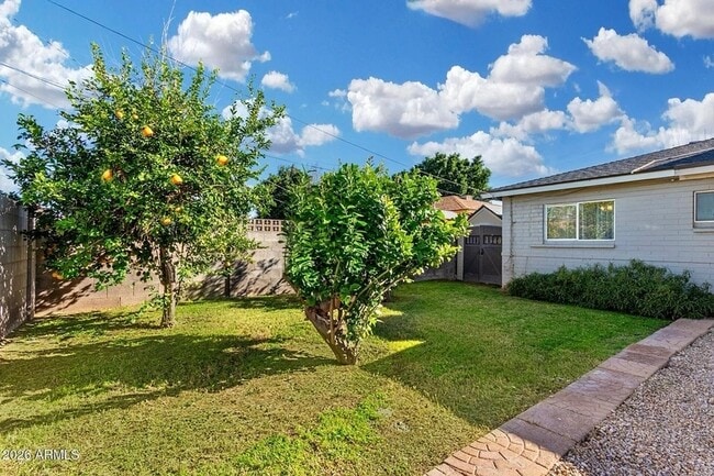 Photo - 1412 W 7th Pl