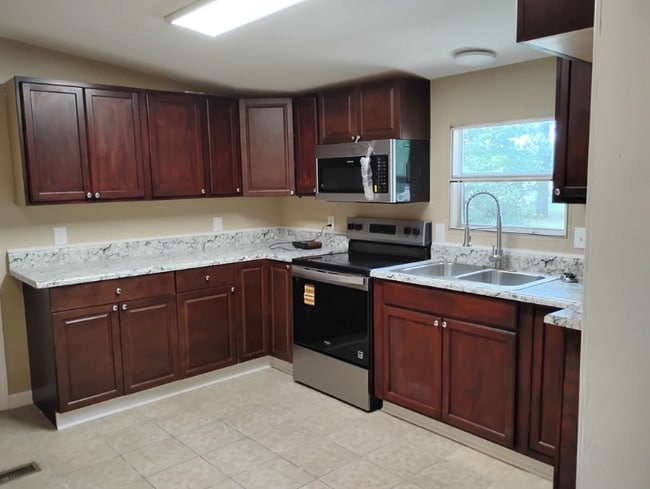 Photo - 202 Schooner Trail