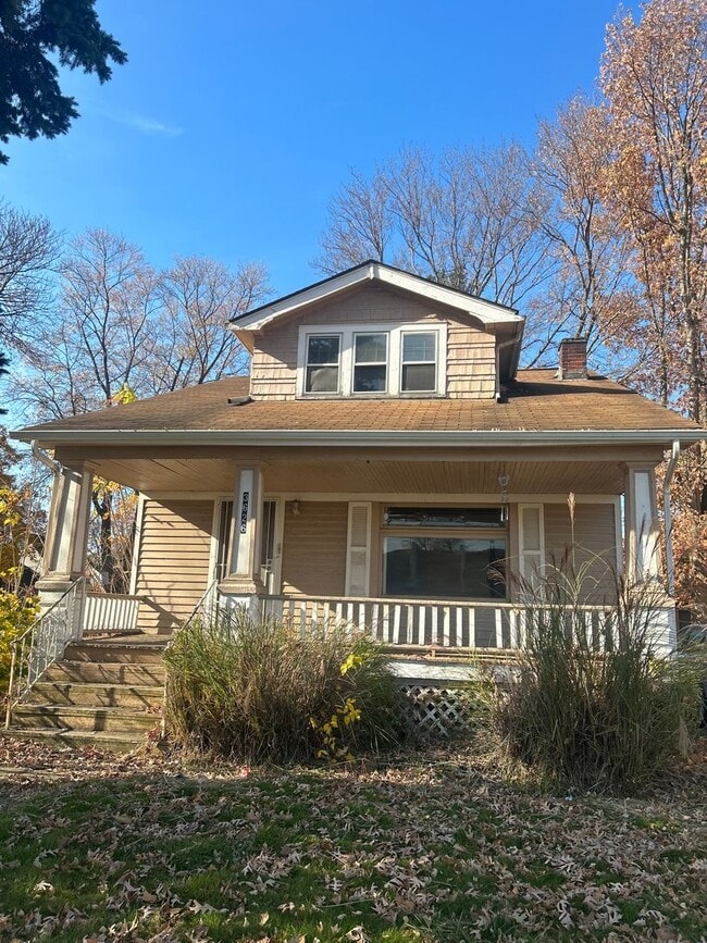 Building Photo - Cleveland East Side