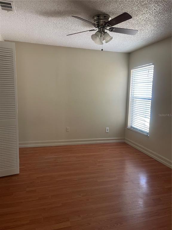 Photo - 1618 Bobolink Ln