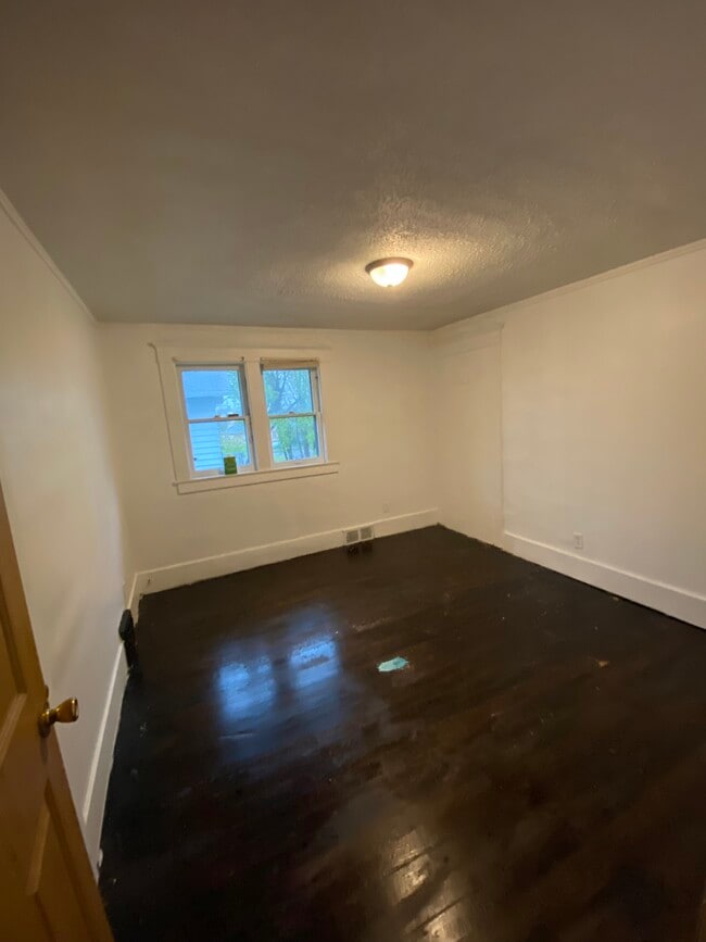 Photo - 33 Frelinghuysen Ave