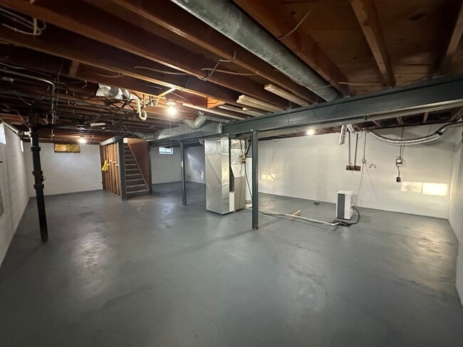 4039 Niles St