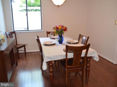 4 Monroe St Unidad 102