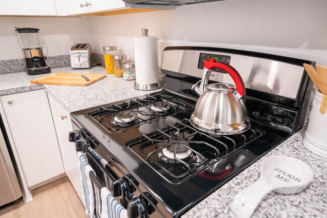 Photo - Rayen Street Apartments