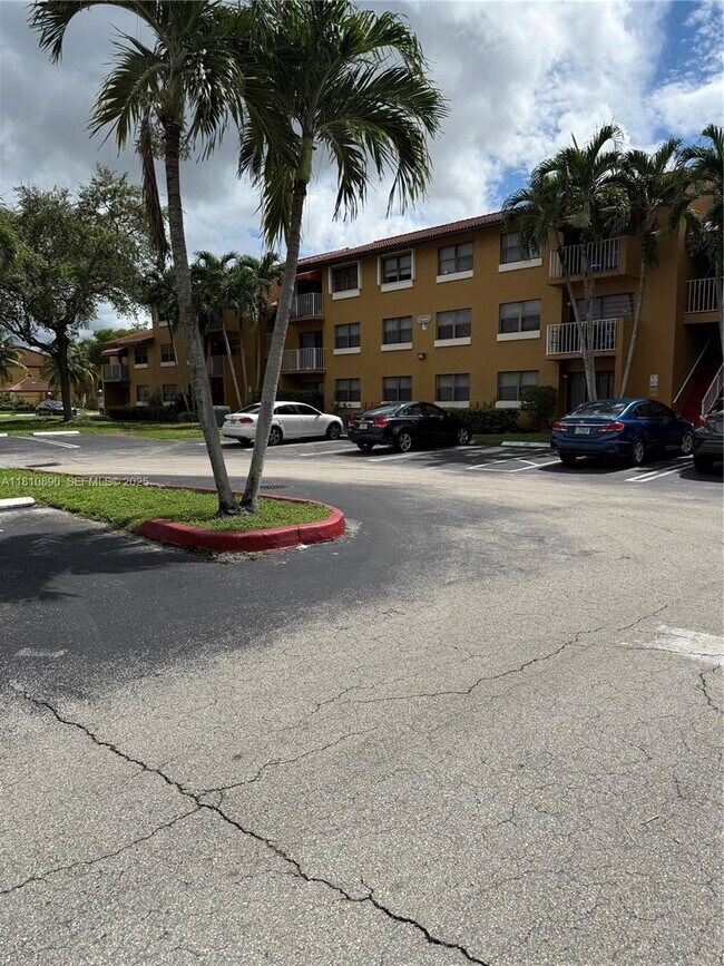 Photo - 15600 SW 80th St Unit L-108