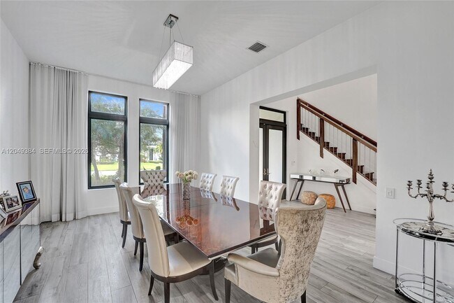 5742 Brookfield Cir