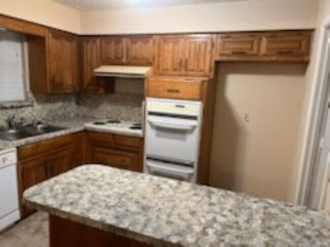 Photo - 121 Wildwood Dr Unit 1