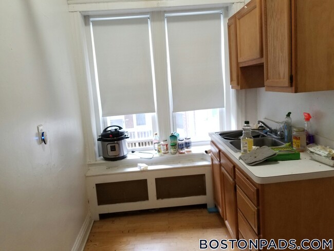 Photo - 1687 Commonwealth Ave Unit 1
