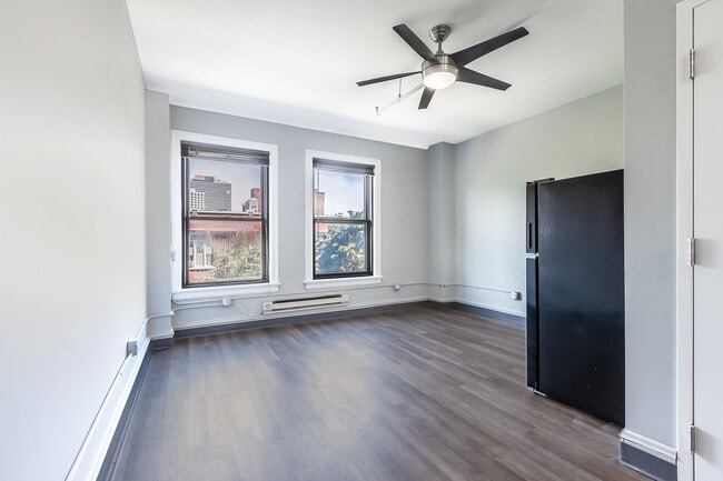 5401 Cornell by 3L Living