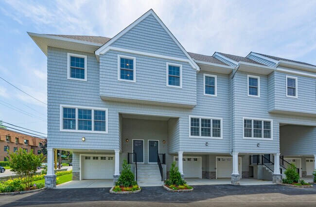 Photo - 1 Wallace Ct