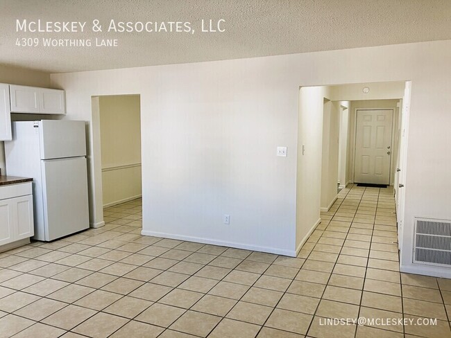 Photo - 4309 Worthing Ln