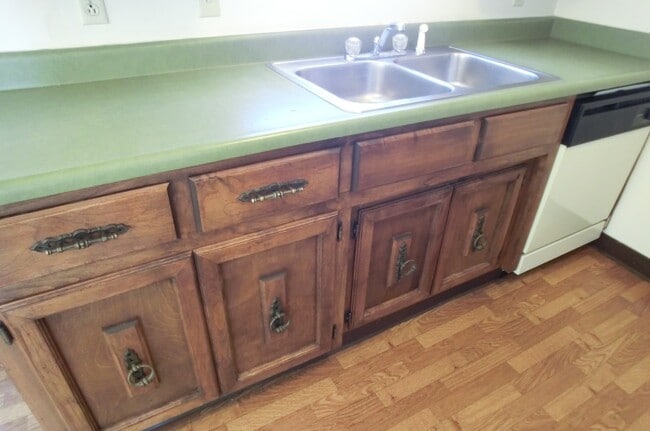 Photo - Great centrally located apartment!