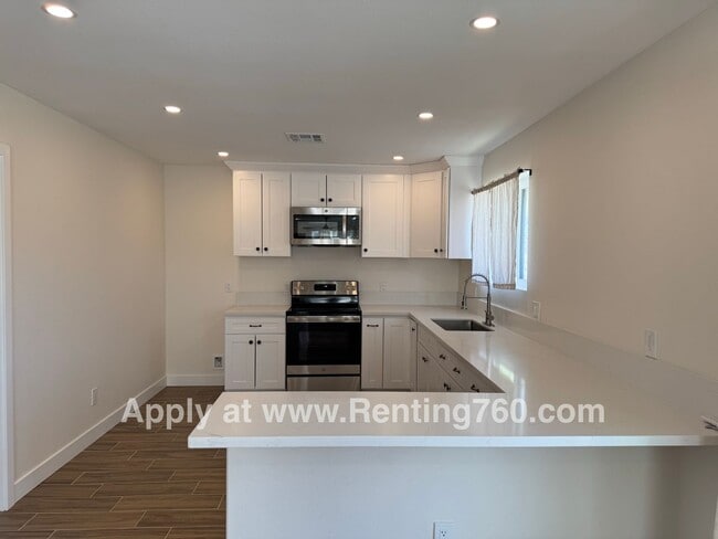 Photo - New 2 Bedroom 1 Bathroom Home!! Unit 2 - 56949 Campanula St