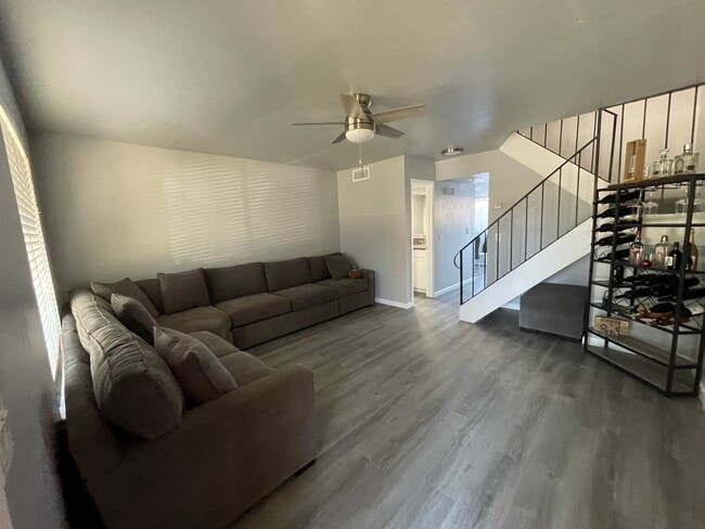 Photo - 52 W Elliot St Unit #53