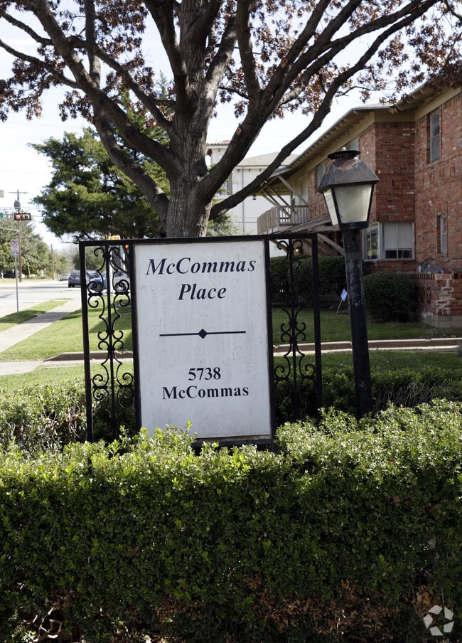 Photo - McCommas Place