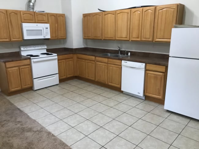 Photo - 4012 S 130th St Unit 102