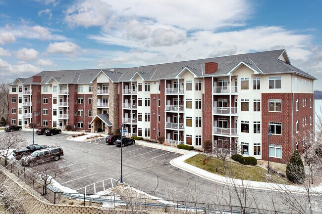 Photo - Steiger Lake Condos