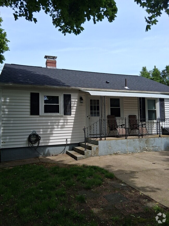 Building Photo - 1058 Post Rd Rental