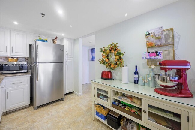 20515 E Country Club Dr Unit 348