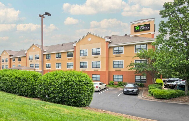 Furnished Studio-Charlotte - Tyvola Rd.