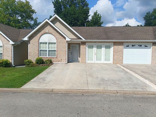 Building Photo - 4910 Kitty Hawk Way
