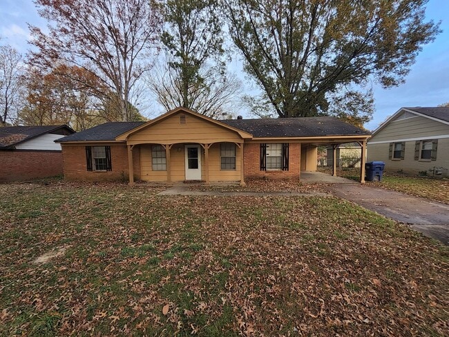 Building Photo - 5782 Patricia Dr