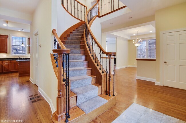 Photo - 507 Locust Rd